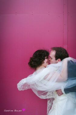 Couple de mariés en couleur à Pau
