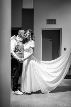 photo couple mariés Jour J dans les Pyrénées