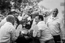 reportage photo de mariage fun dans les Pyrénées