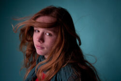 Portrait photo solo en couleur des Pyrénées