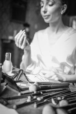 Storytelling wedding photography in the Pyrenees