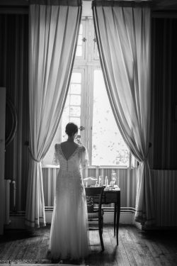 Emotional wedding photography in the Pyrenees