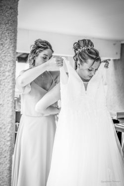 Détail de la robe de mariée