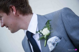 11-photographer wedding gers marciac british groom