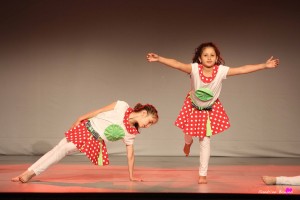 photographe-reportage-danse-salle-arabesque-animation-landes-aire-sur-adour-rouge