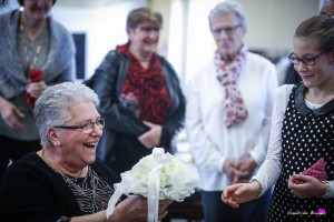 05b-photographe-reportage-anniversaire-mariage-gers-saint-germee-emotion-maman